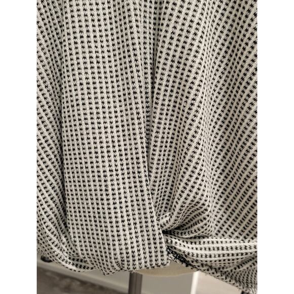 Chrysanthemum Boutique Boho Top Womens Small Grey Black Leopard Animal Print - Picture 5 of 13